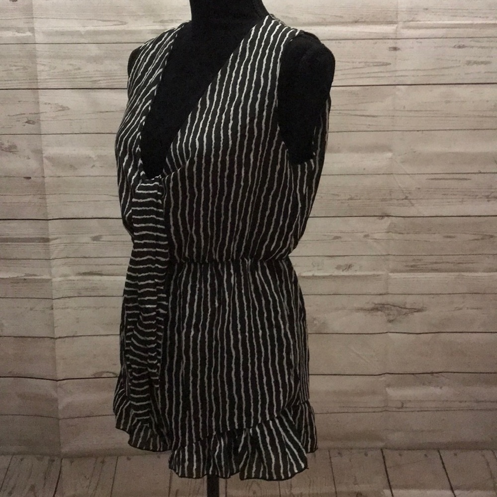 Zebra romper - Picture 5 of 5